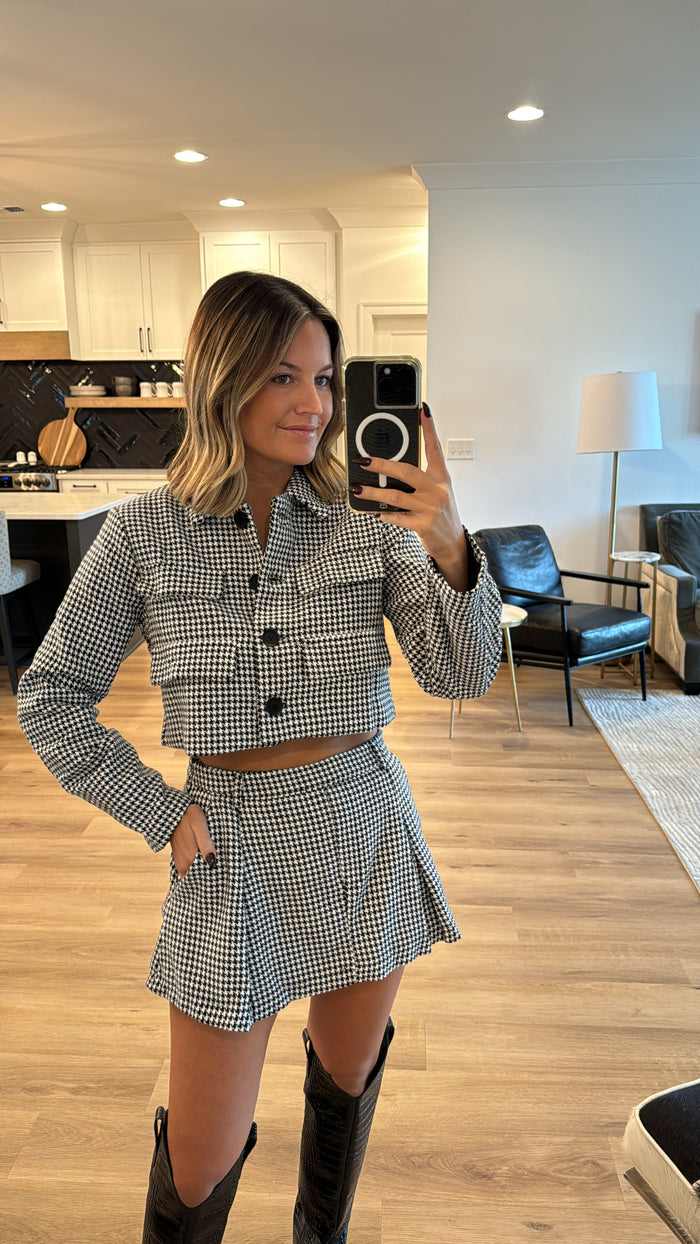 Houndstooth Cropped Jacket, Black and White