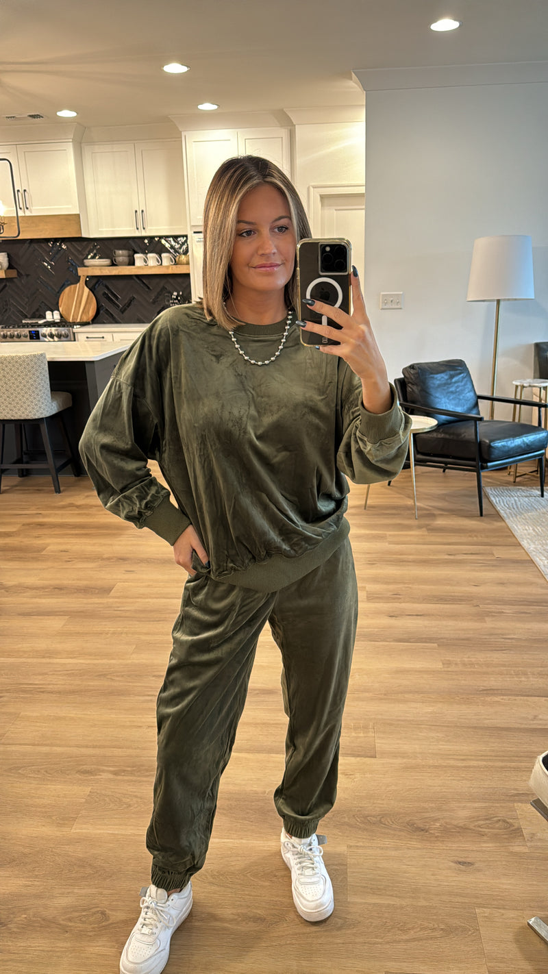 Fleece Sweatshirt and Jogger Set, Olive